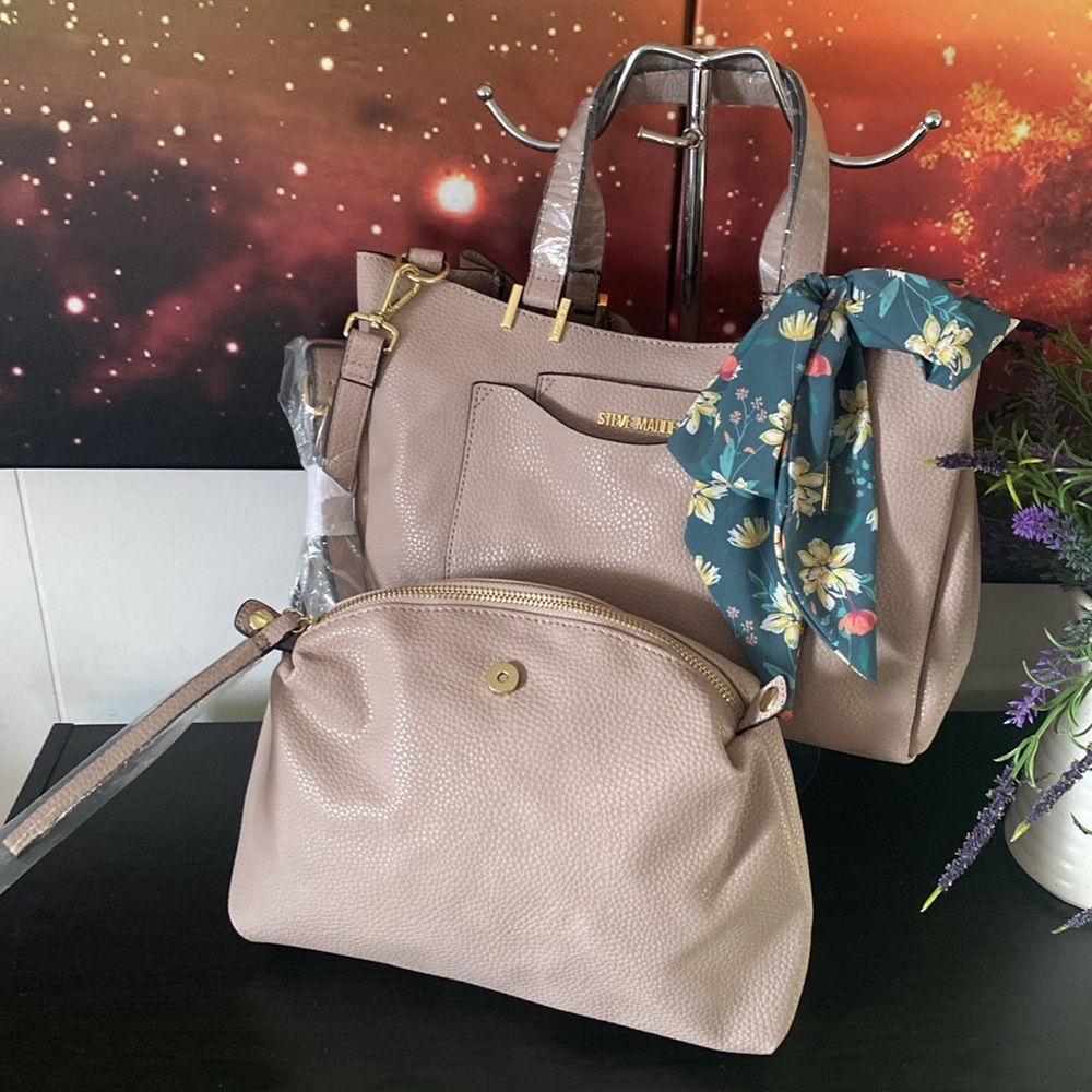 Steve Madden BParker Bag w/Scarf - Picture 3 of 12